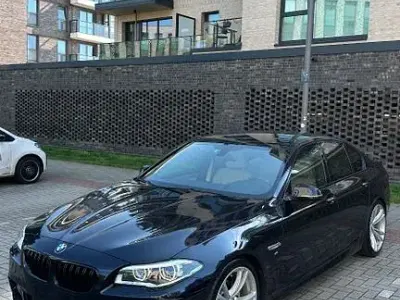Gebraucht BMW 520 M Sport 190 PS (139 kW) 2016 Schwarz Limousine