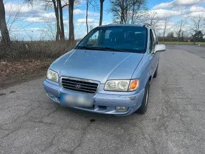 Brugt Hyundai Trajet 172 HK (126 kW) 2002 Blå MPV