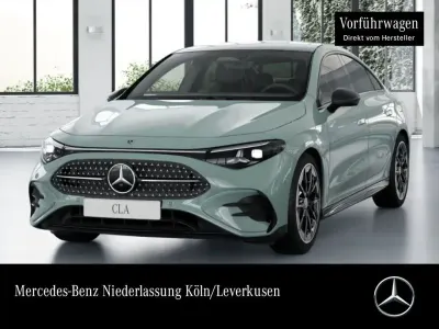 Gebraucht Mercedes CLA200 Sport 163 PS (119 kW) 2026 Schwarz Limousine