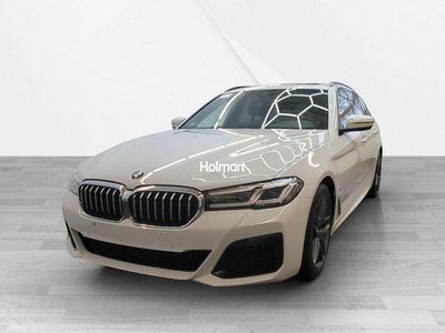 Gebraucht BMW 530 M Sport 286 PS (210 kW) 2023 Weiß Kombi