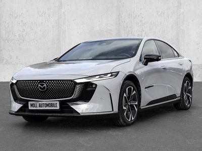 Neu Mazda 6e Takumi-Line 189 kW (258 PS) 2025 Grau (aero grey m) Limousine