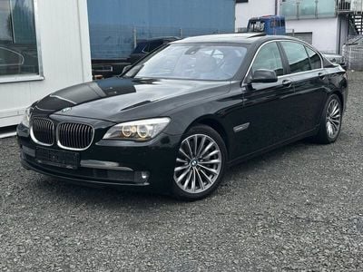 BMW 750