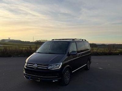 Second-hand VW T6.1 199 CP (146 kW) 2019 Negru Van