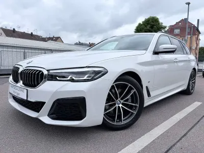 Gebraucht BMW 520 M Sport 184 PS (135 kW) 2022 Alpinweiss iii Limousine