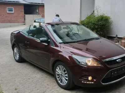 Gebraucht Ford Focus Cabriolet 136 PS (100 kW) 2009 Braun Cabrio