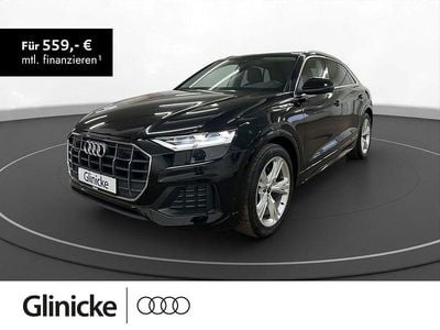 Mythosschwarz metallic Gebraucht 2022 Audi Q8 Ambiente SUV | 62.880 € (Guter Preis)