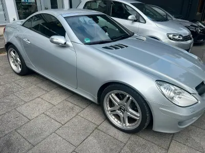 Gebraucht Mercedes SLK280 231 PS (169 kW) 2006 Silber Cabrio