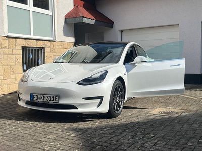 Gebraucht Tesla Model 3 366 kW (498 PS) 2020 Weiß Limousine