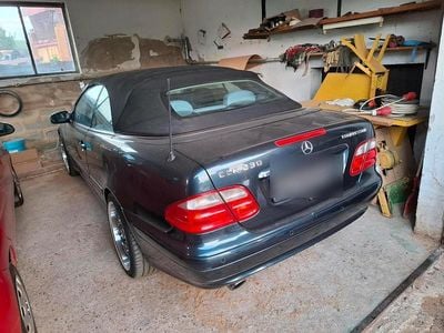 Mercedes CLK230