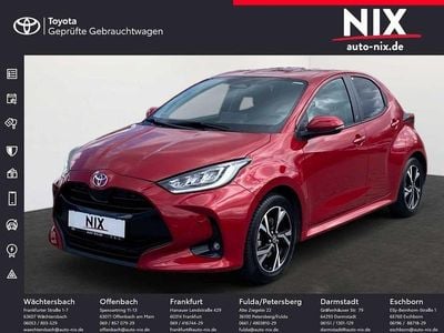Gebraucht Toyota Yaris Hybrid Comfort 116 PS (85 kW) 2024 Emotional red metallic Limousine