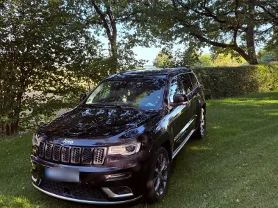 Gebraucht Jeep Grand Cherokee Summit 250 PS (183 kW) 2019 Schwarz SUV