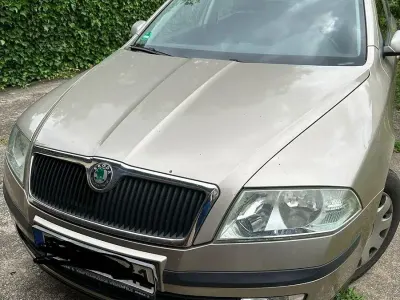 Gebraucht Skoda Octavia Style 102 PS (75 kW) 2005 Gold Limousine