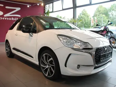 Gebraucht DS Automobiles DS3 So Chic 82 PS (60 kW) 2018 Lack weiss banquise + schwarz Kleinwagen
