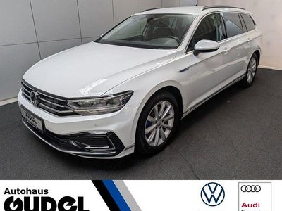 Gebraucht VW Passat GTE 156 PS (114 kW) 2021 Pure white Kombi