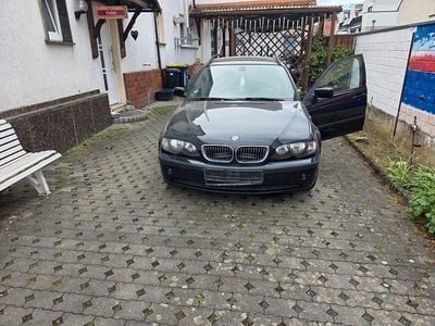 Usata BMW 318 Exclusive 143 CV (105 kW) 2004 Nero Station wagon