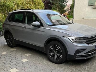 Usata VW Tiguan Life 150 CV (110 kW) 2021 Grigio SUV