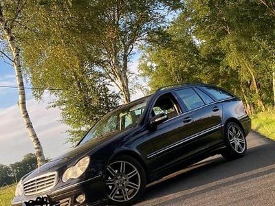 Mercedes C200