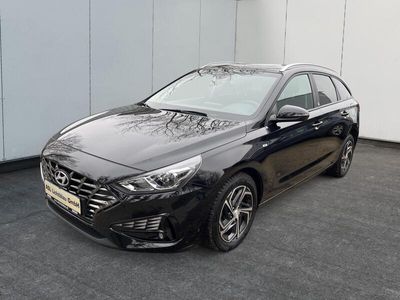 gebraucht Hyundai i30 Kombi Edition 30 Mild-Hybrid 1.5 A/T ALLW. ..