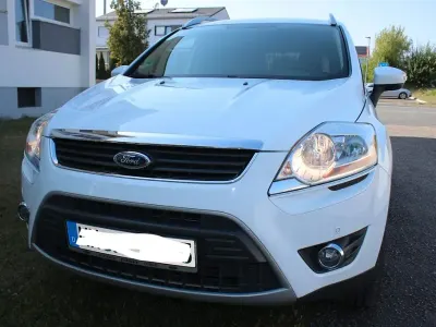 Gebraucht Ford Kuga Trend 140 PS (102 kW) 2013 Weiß SUV