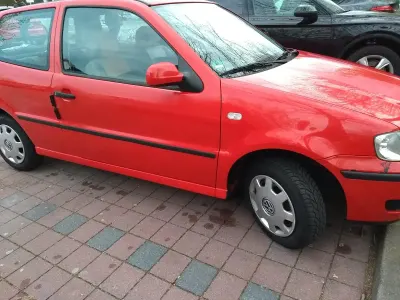Gebraucht VW Polo Basis 50 PS (36 kW) 2000 Rot Coupé