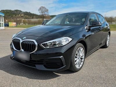 Gebraucht BMW 116 116 PS (85 kW) 2021 Schwarz Kleinwagen