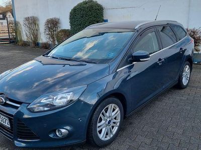Usata Ford Focus Titanium 116 CV (85 kW) 2014 Grigio Berlina