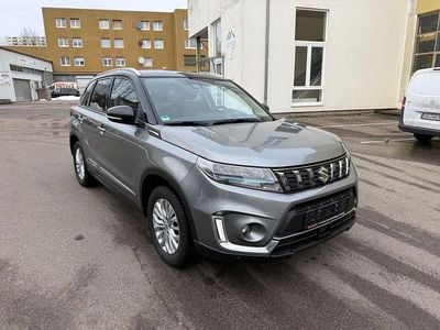 Grau Gebraucht 2020 Suzuki Vitara Comfort+ SUV | 17.950 € (Guter Preis)