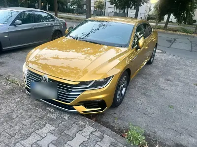 Gebraucht VW Arteon R-line 190 PS (139 kW) 2018 Gold Kleinwagen