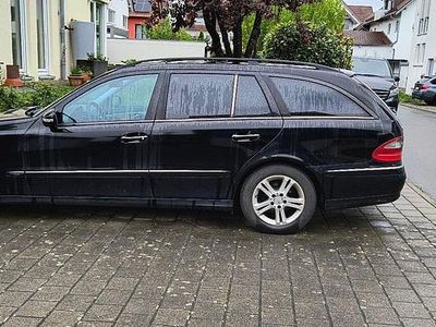 Mercedes E220