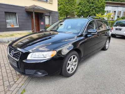 Gebraucht Volvo V70 213 PS (156 kW) 2012 Schwarz Kombi