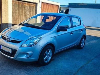 Brugt Hyundai i20 77 HK (56 kW) 2011 Sølv Hatchback