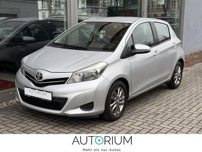 Gebraucht Toyota Yaris Edition 69 PS (50 kW) 2013 Silber Kleinwagen
