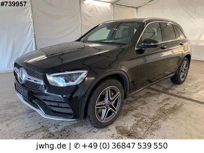 Obsidianschwarz (metallic) Gebraucht 2021 Mercedes GLC220 AMG SUV | 31.950 € (Fairer Preis)