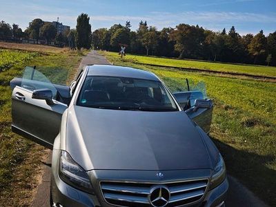 Mercedes CLS350 Shooting Brake