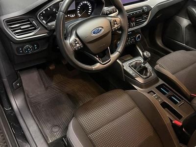 Gebraucht Ford Focus 120 PS (88 kW) 2021 Schwarz Kombi