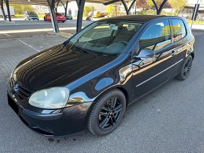 Usata VW Golf IV Trendline 75 CV (55 kW) 2003 Nero Berlina