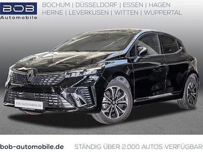 Usado Renault Clio V Techno 115 HP (84 kW) 2025 Preto Sedan