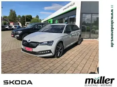 Gebraucht Skoda Superb SportLine 218 PS (160 kW) 2022 Steelgrau Kombi