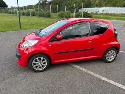 Gebraucht Citroën C1 68 PS (50 kW) 2008 Rot Kleinwagen