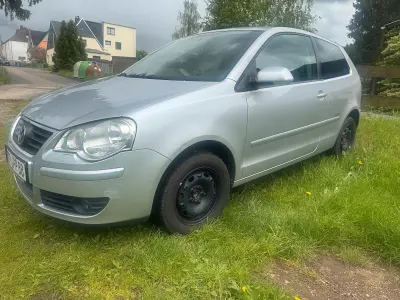 Occasion VW Polo 82 ch (60 kW) 2009 Argent Citadine