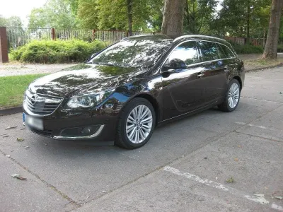 Gebraucht Opel Insignia Business 163 PS (119 kW) 2015 Braun Kombi