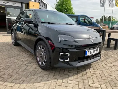 Gebraucht Renault 5 E-Tech Evolution 110 kW (150 PS) 2026 Schwarz Limousine
