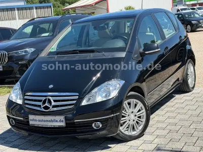 Gebraucht Mercedes A160 95 PS (69 kW) 2011 Schwarz Kleinwagen