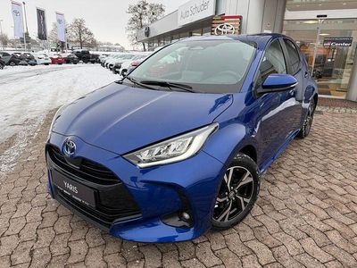 Neu Toyota Yaris Hybrid 116 PS (85 kW) 2025 Blau Limousine