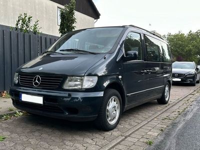 Mercedes V230