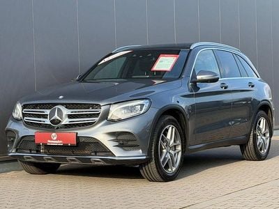Grau Gebraucht 2016 Mercedes GLC250 AMG SUV | 30.990 € (Fairer Preis)