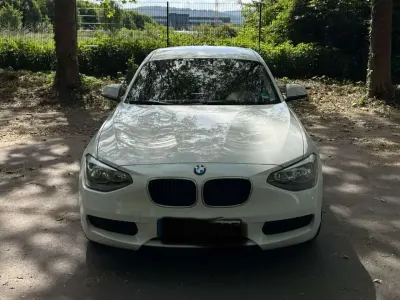 Gebraucht BMW 114 Sport Line 102 PS (75 kW) 2012 Weiß Kleinwagen