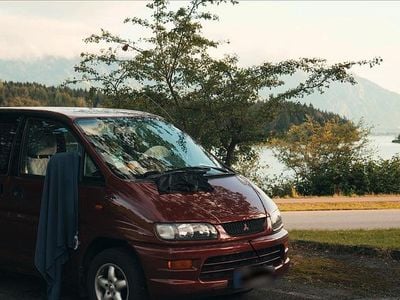 Gebraucht Mitsubishi Space Gear 113 PS (83 kW) 2000 Rot Van / Kleinbus