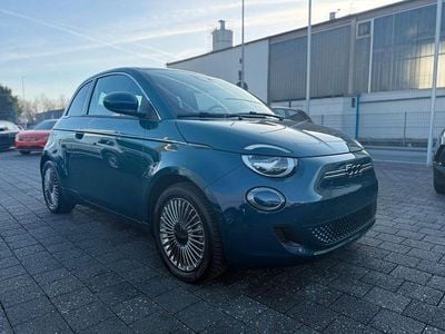 Grün Gebraucht 2023 Fiat 500e Style Kleinwagen | 17.480 € (Superpreis)