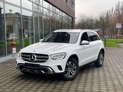 Weiß Gebraucht 2019 Mercedes GLC200 SUV | 30.500 € (Teuer)